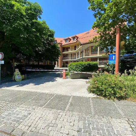 Above شقة بليد